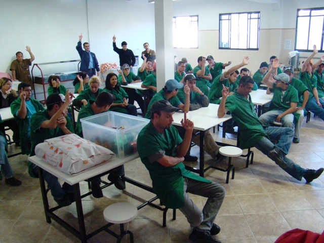 Trabalhadores da NKL aprovam PLR 2008